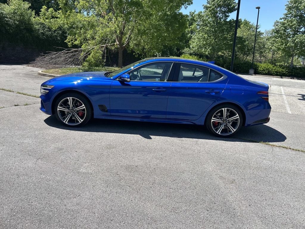 2025 Genesis G70 2.5T