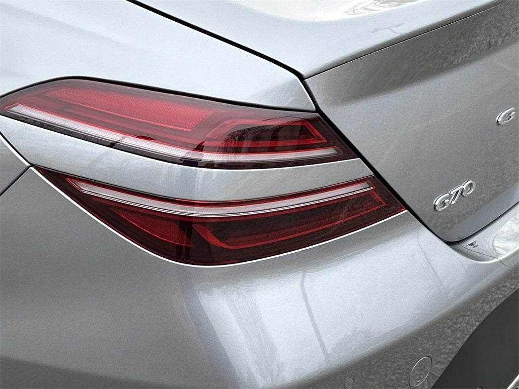 2023 Genesis G70 2.0T