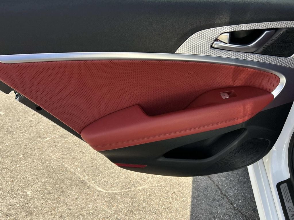 2023 Genesis G70 2.0T