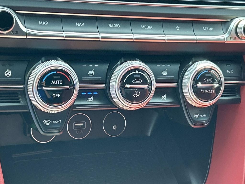 2023 Genesis G70 2.0T