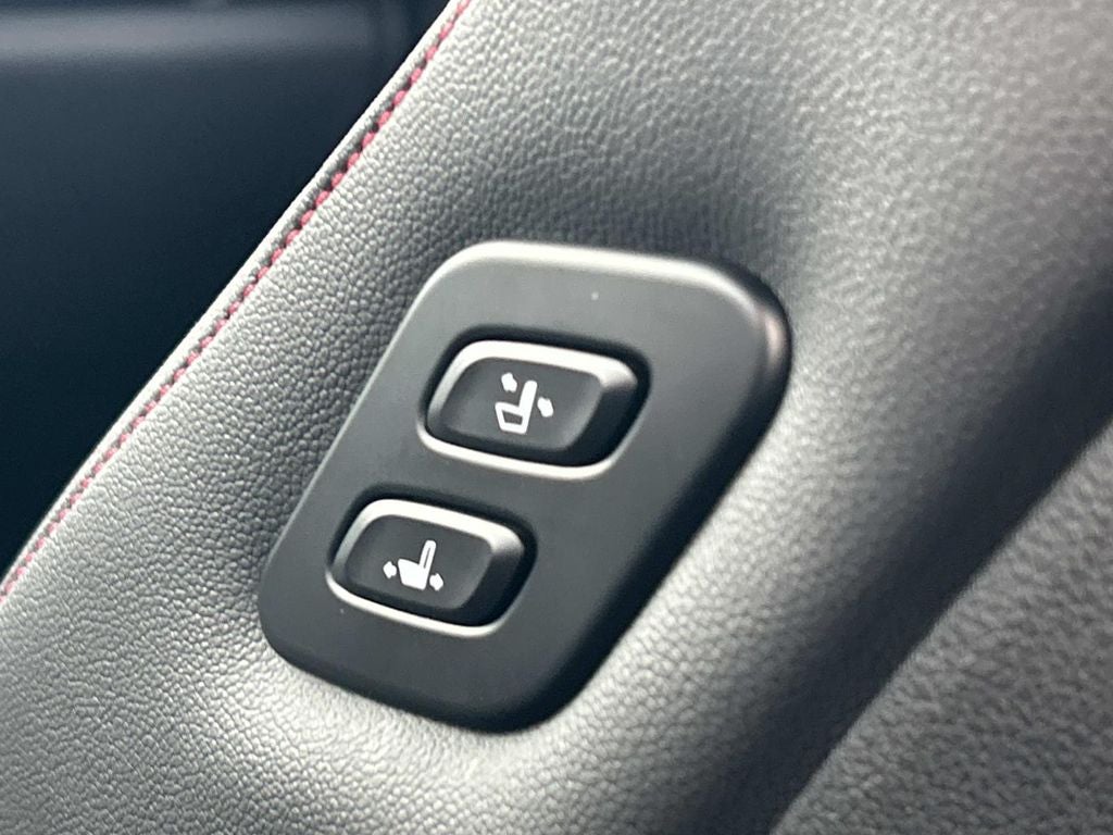 2023 Genesis G70 3.3T