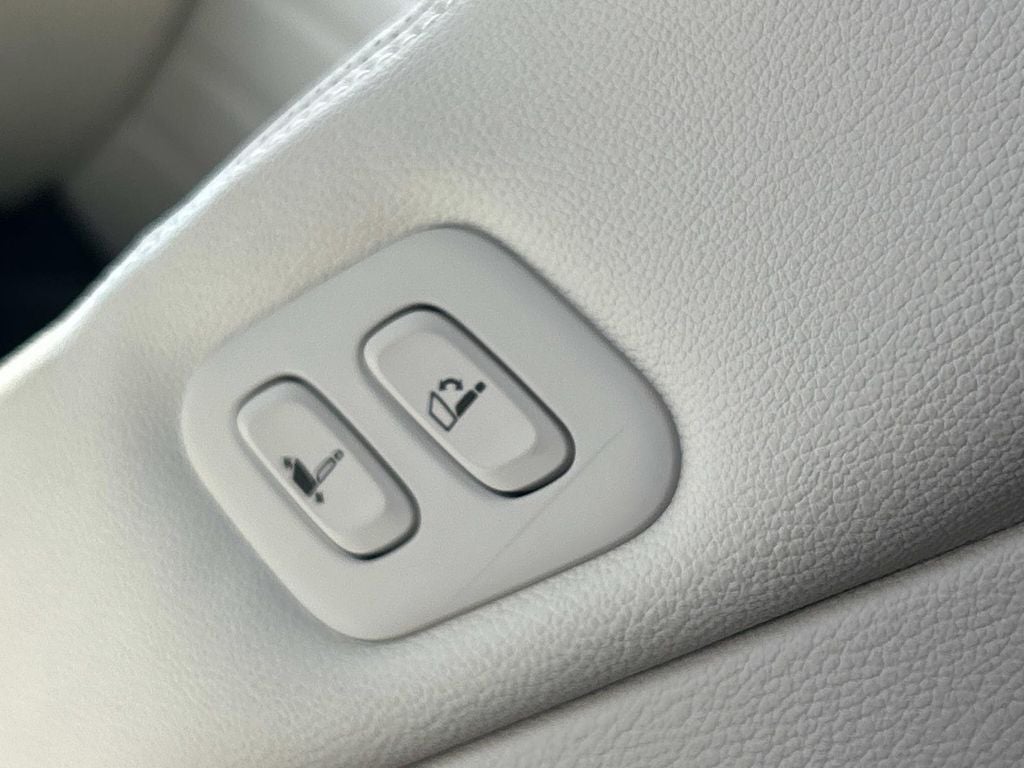 2025 Genesis GV80 Advanced