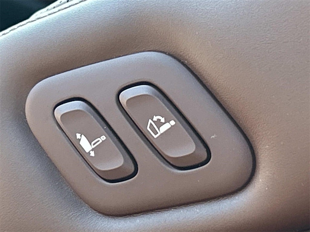 2025 Genesis GV80 Prestige