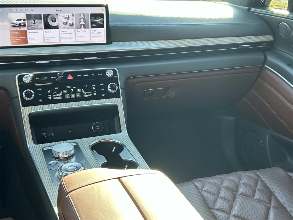 2025 Genesis GV80 Prestige