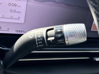 2025 Genesis GV80 Standard