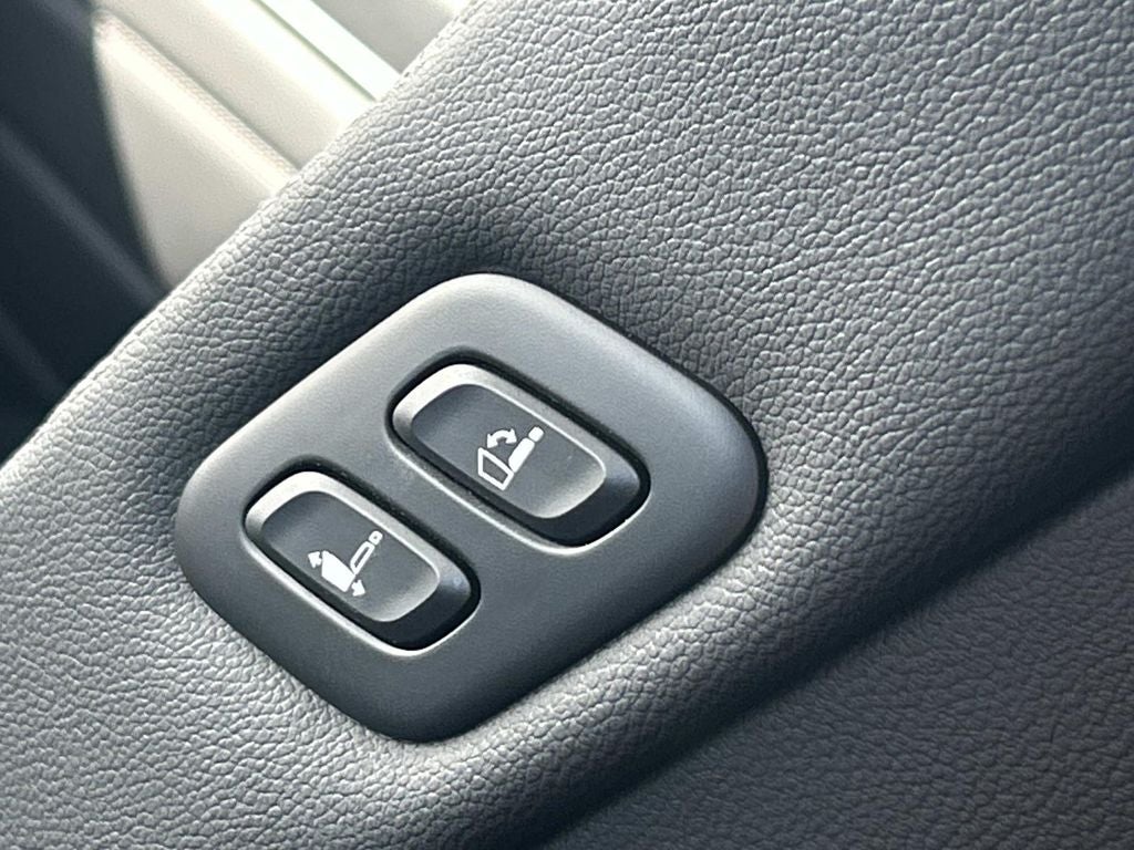 2025 Genesis GV80 2.5T Standard
