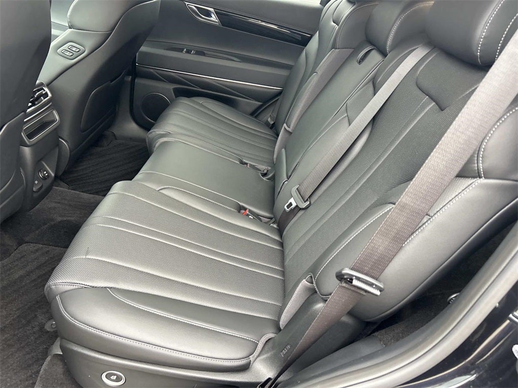 2025 Genesis GV80 Standard