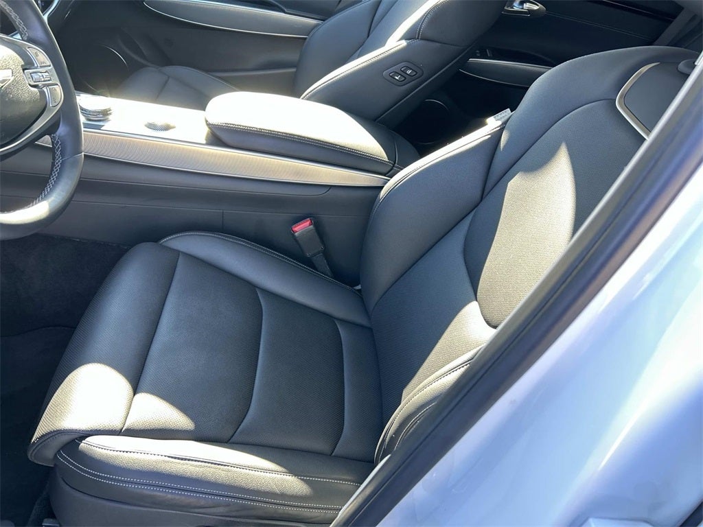 2023 Genesis GV70 2.5T