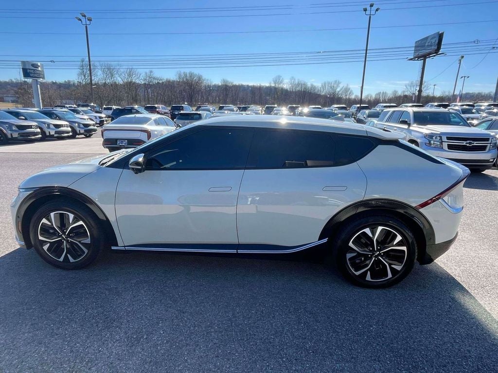 2022 Kia EV6 Wind