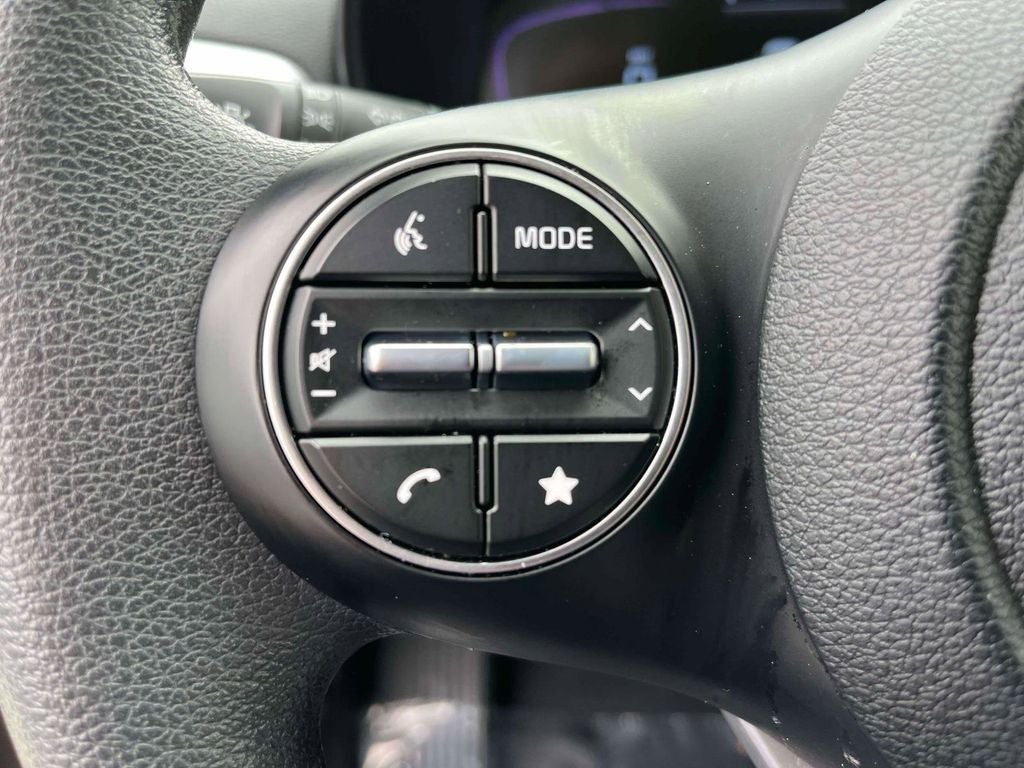2025 Kia Soul Base