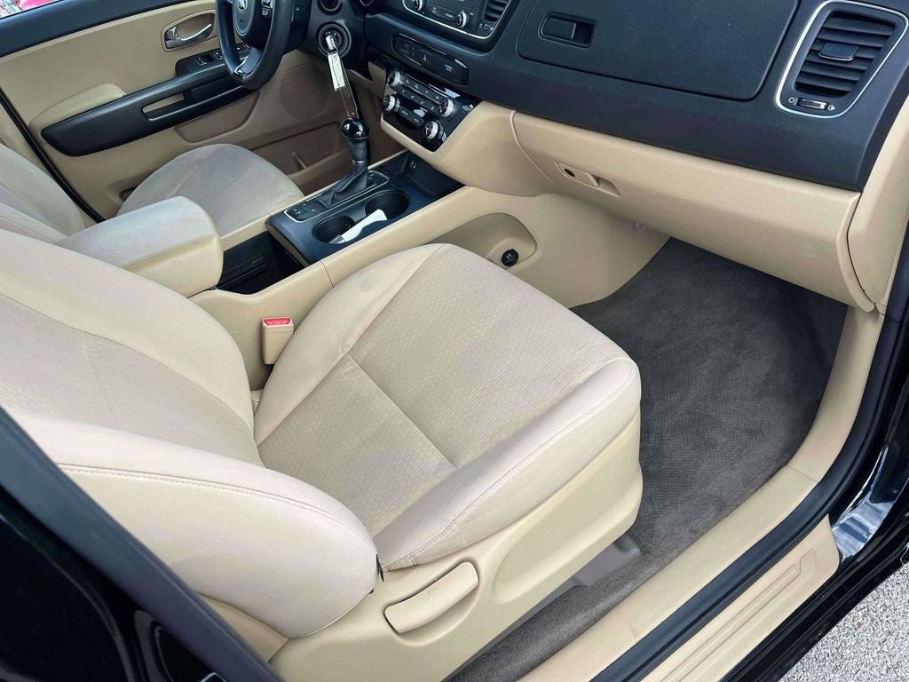2016 Kia Sedona LX