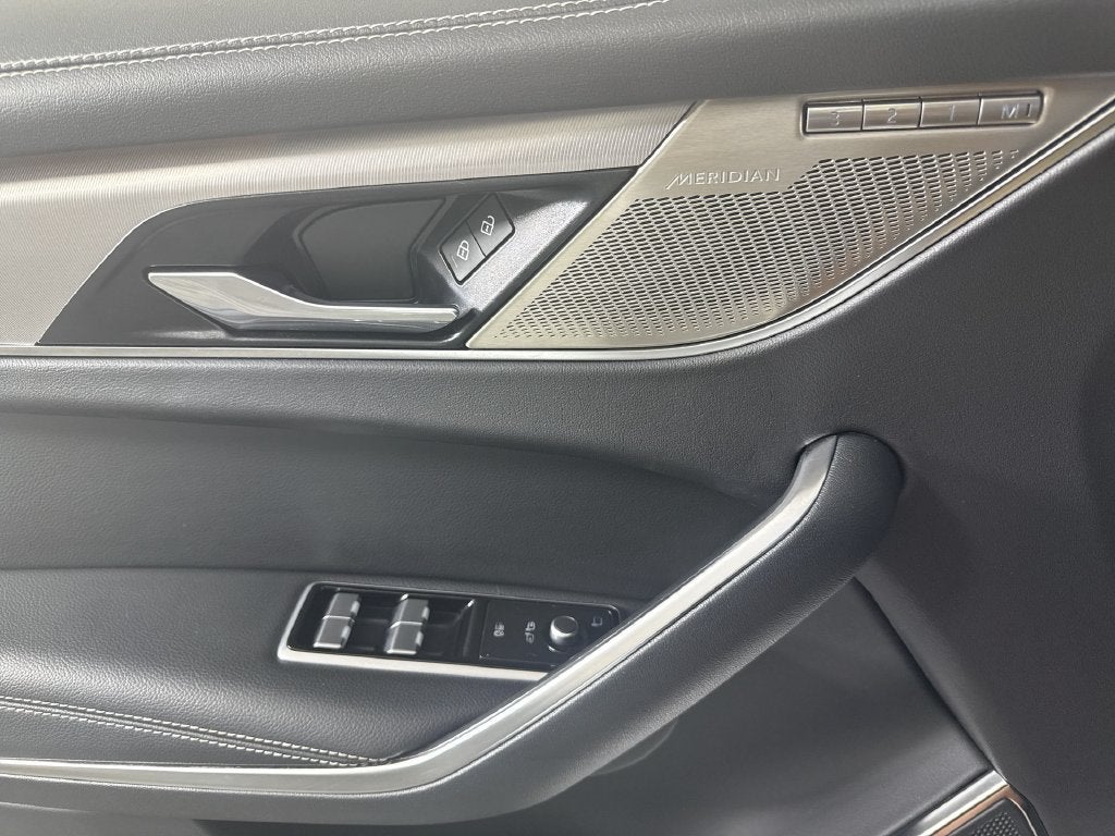 2024 Jaguar F-PACE P250 R-Dynamic S