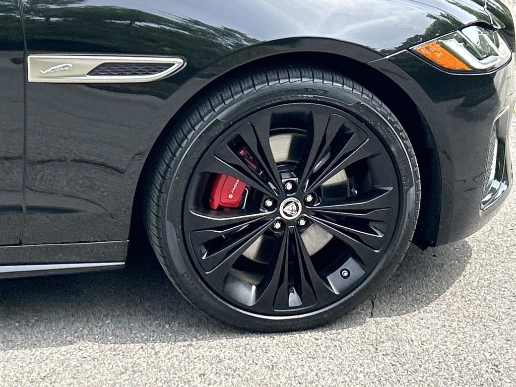 2024 Jaguar XF R-Dynamic SE