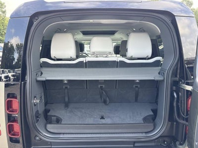 2025 Land Rover Defender X-Dynamic SE