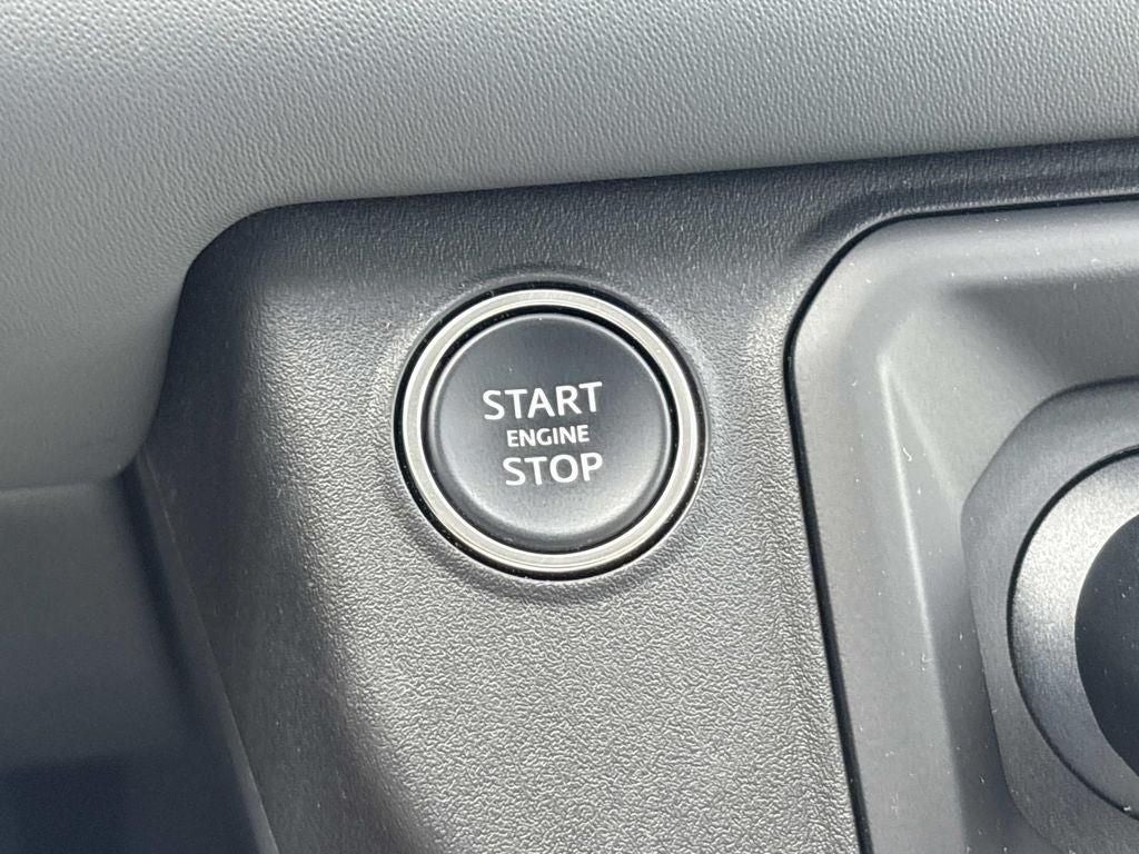 2025 Land Rover Defender X-Dynamic SE