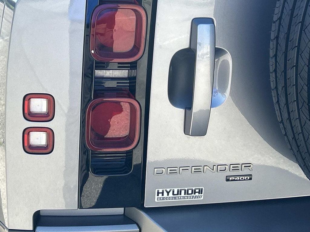 2022 Land Rover Defender X-Dynamic S