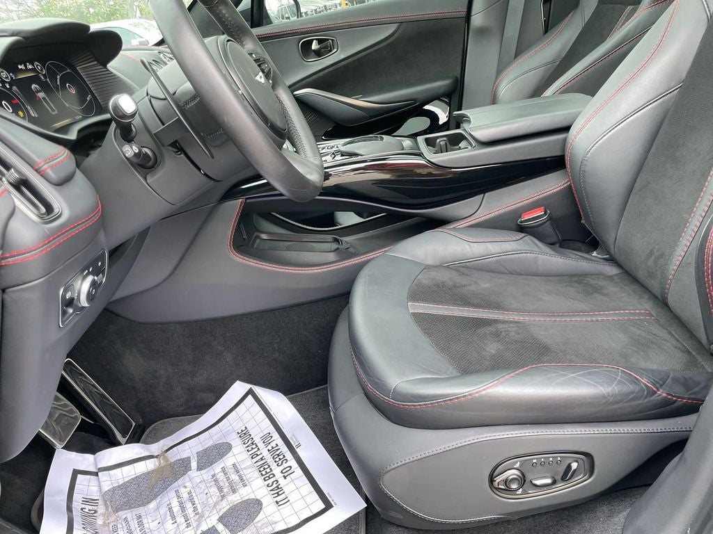 2022 Aston Martin DBX Base