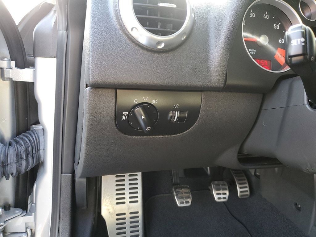 2002 Audi TT 1.8T quattro