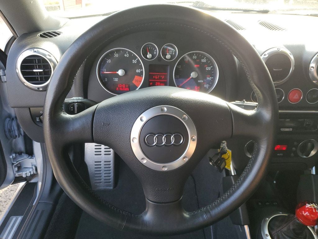 2002 Audi TT 1.8T quattro