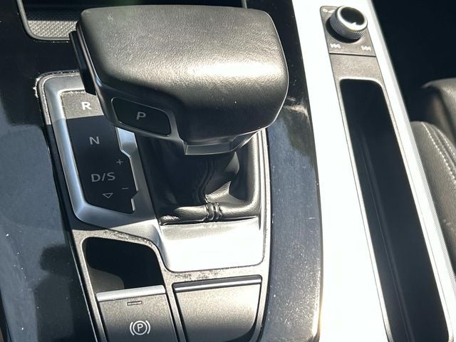 2023 Audi Q5 Sportback 45 S line Premium quattro