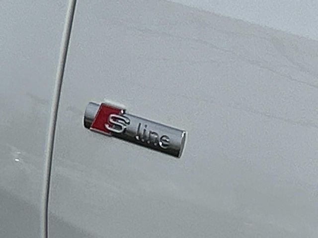 2020 Audi Q8 55 Premium Plus quattro