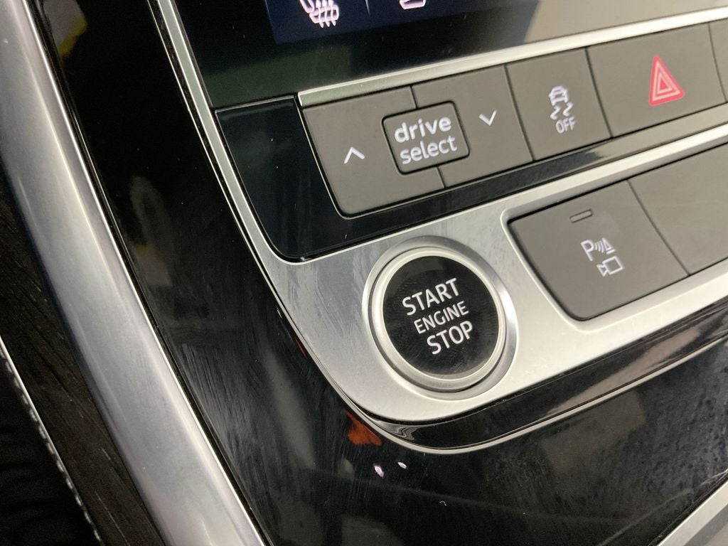 2024 Audi Q8 55 Premium Plus quattro