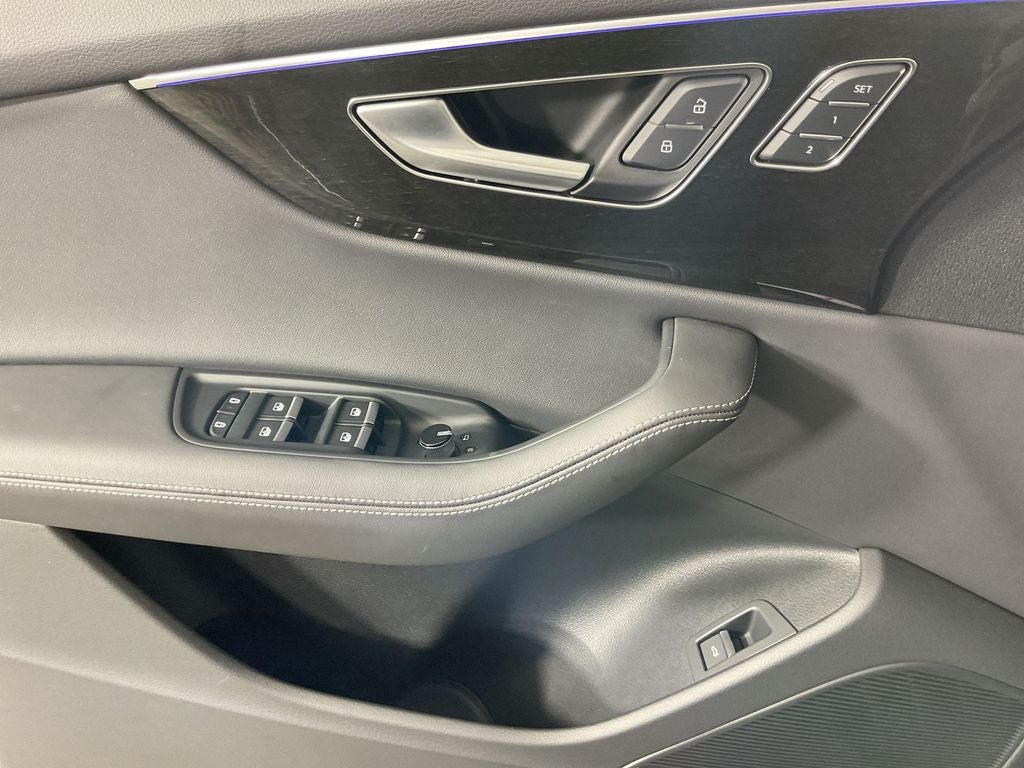 2024 Audi Q8 55 Premium Plus quattro