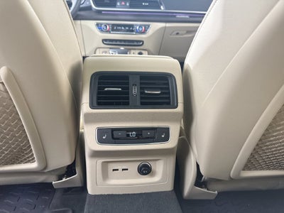 2024 Audi Q5 45 S line Prestige quattro