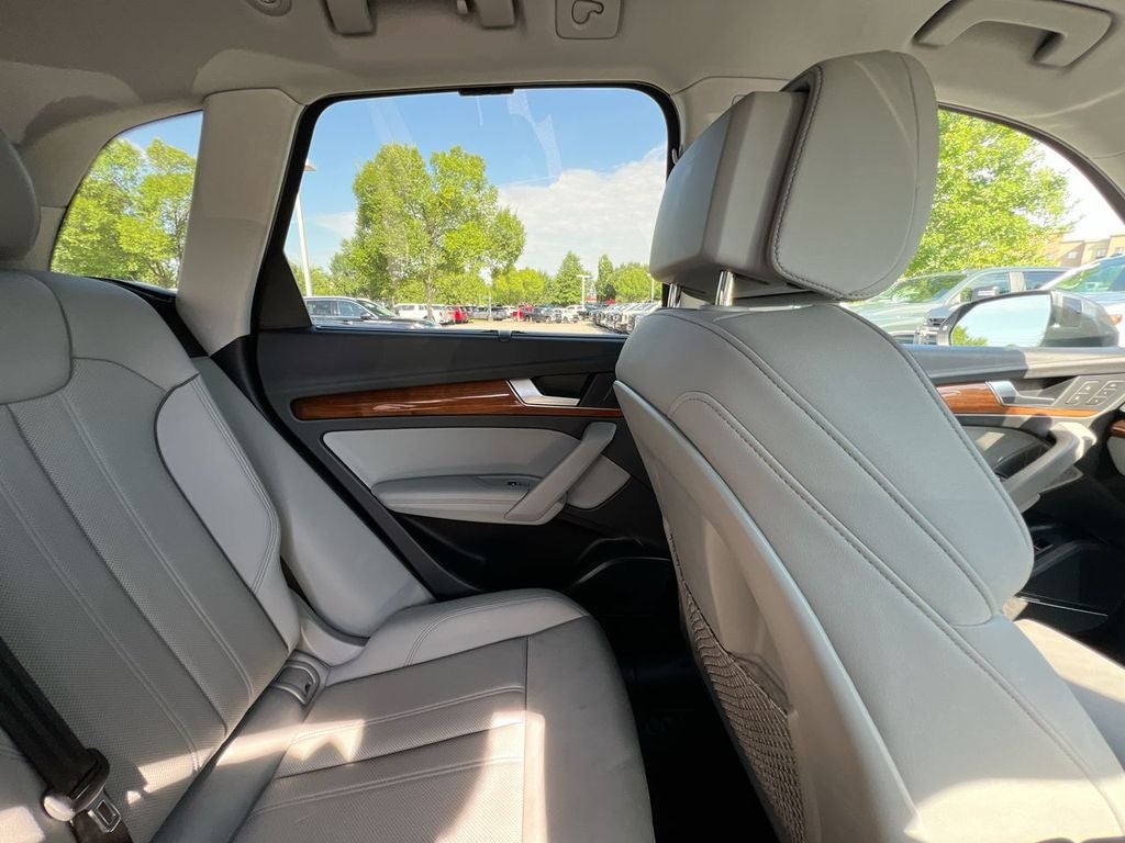 2022 Audi Q5 S line Prestige