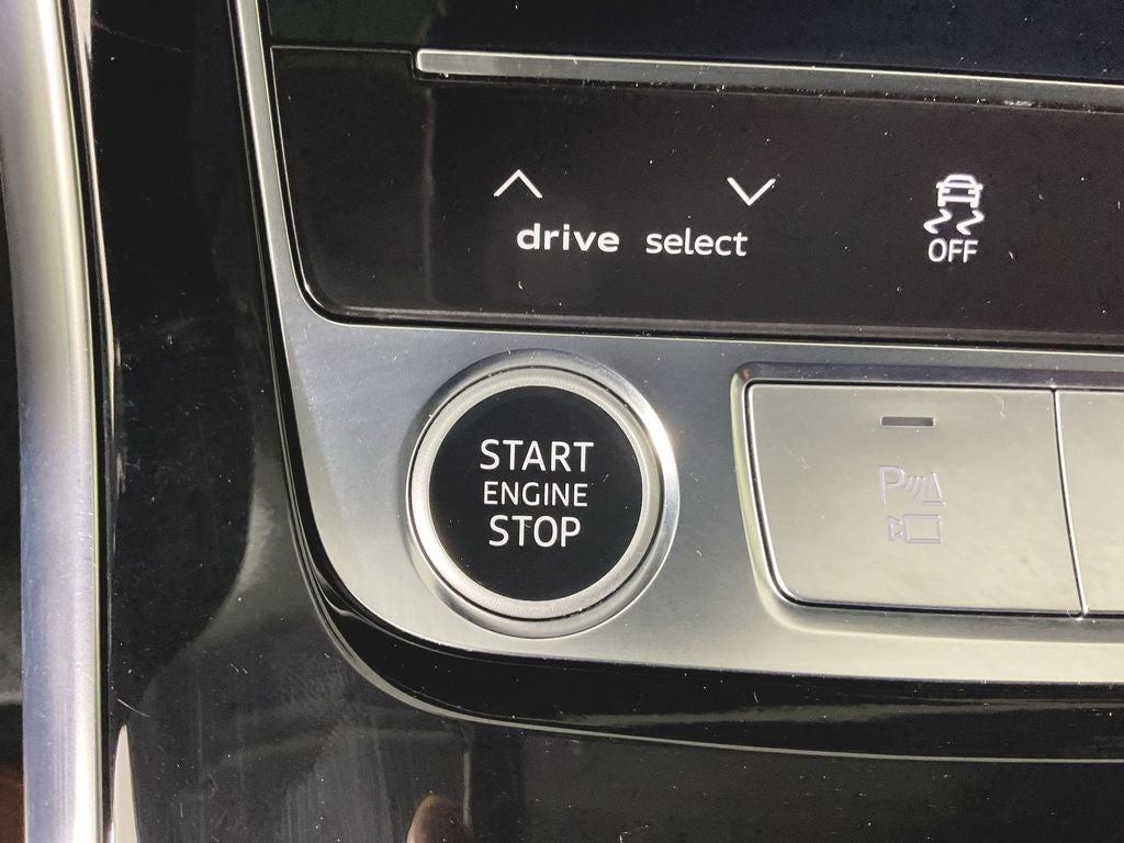 2022 Audi Q7 55 Prestige quattro