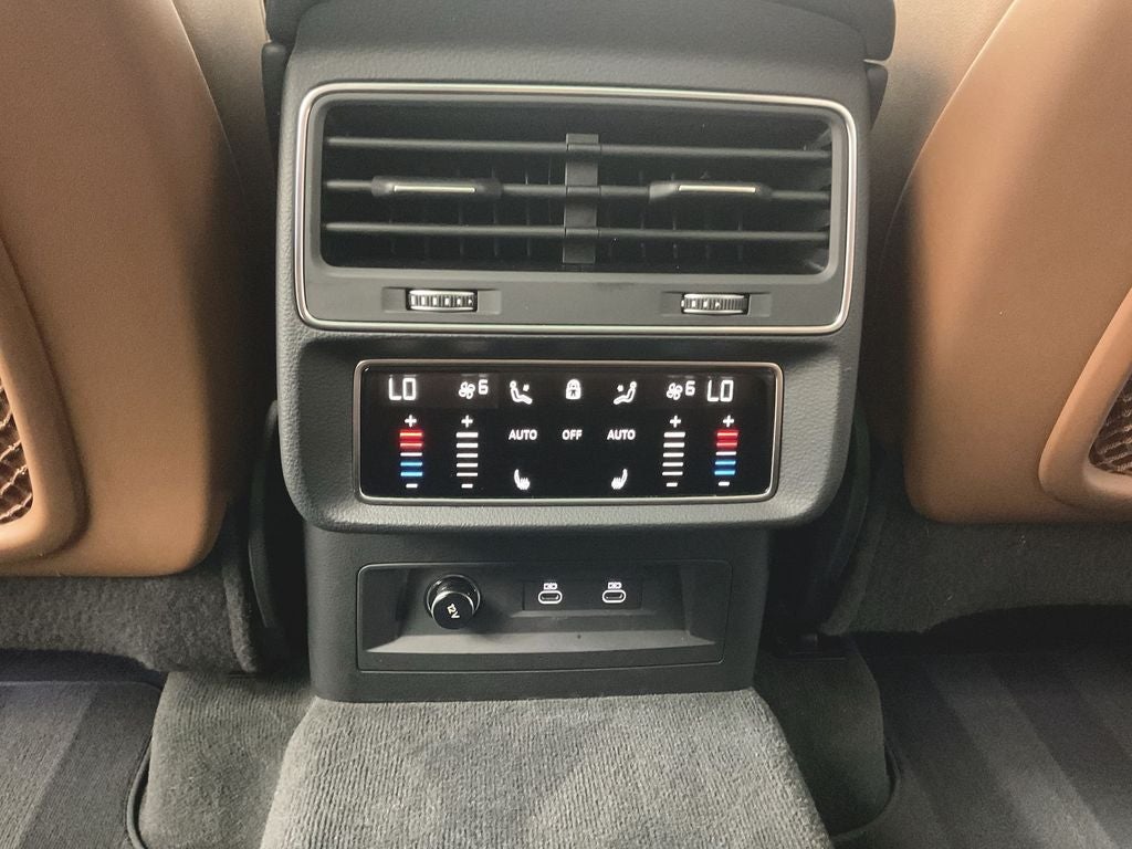 2022 Audi Q7 55 Prestige quattro