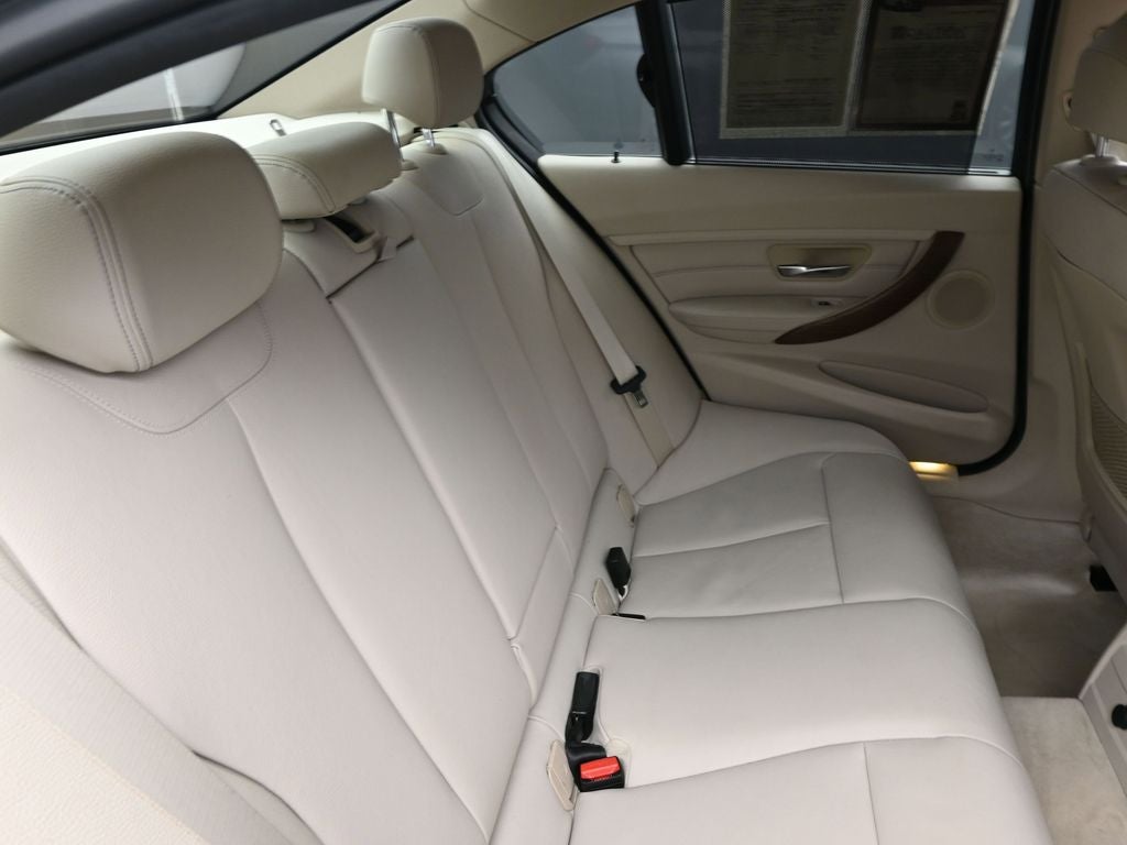 2012 BMW 3 Series 328i