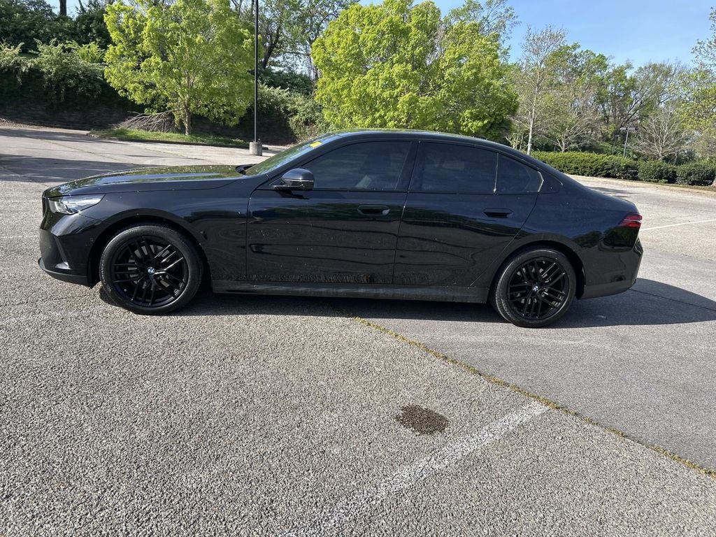 2024 BMW 5 Series 530i