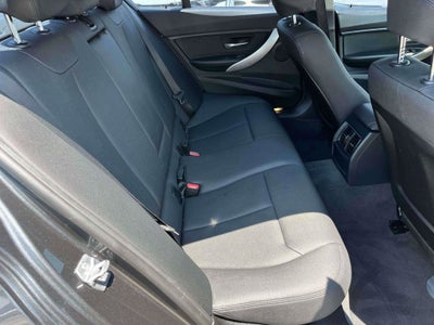 2018 BMW 3 Series 320i
