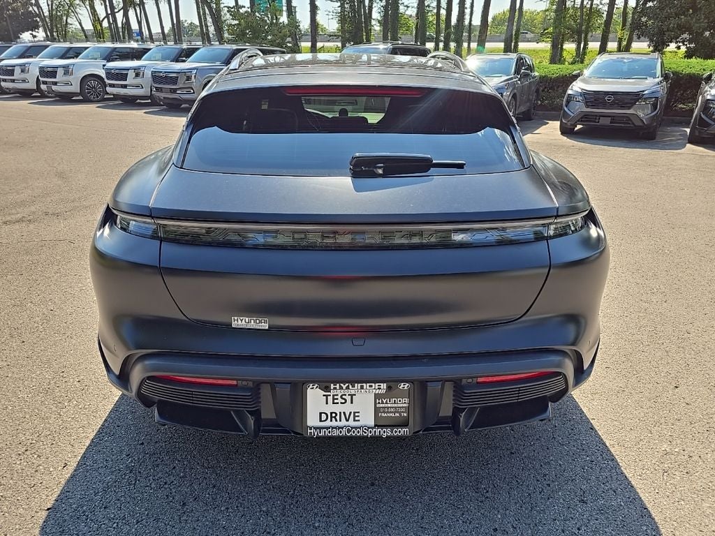 2022 Porsche Taycan Turbo