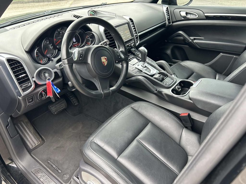 2014 Porsche Cayenne Platinum Edition