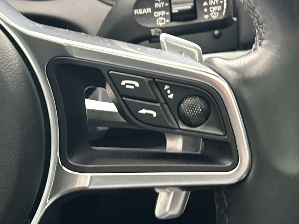 2017 Porsche Cayenne Platinum Edition