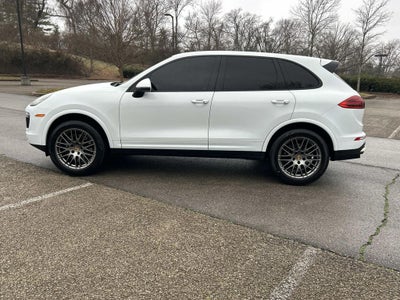 2017 Porsche Cayenne Platinum Edition
