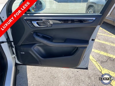 2020 Porsche Macan Base