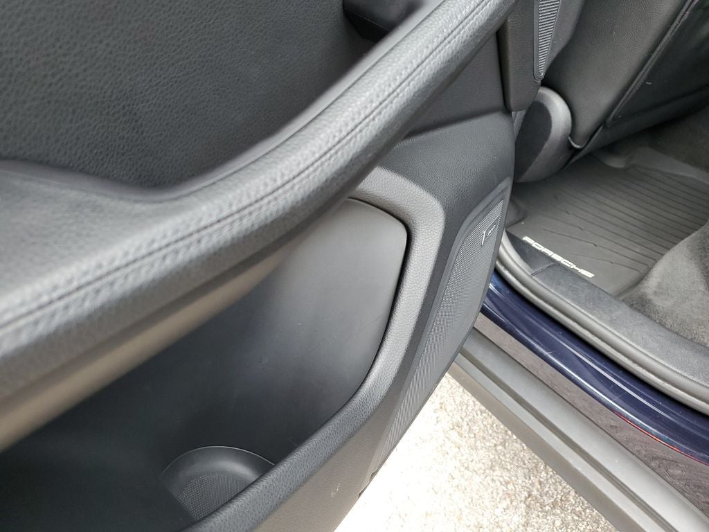 2021 Porsche Macan Base