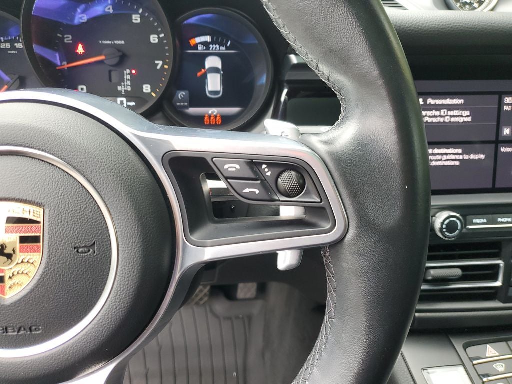 2021 Porsche Macan Base