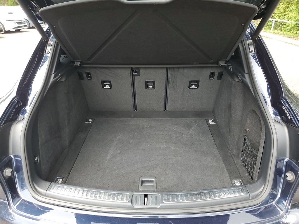 2021 Porsche Macan Base