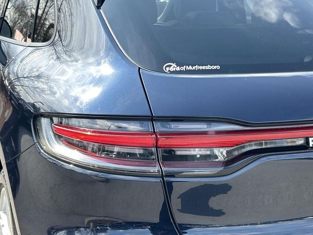 2021 Porsche Macan Base