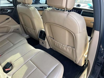 2021 Porsche Macan Base