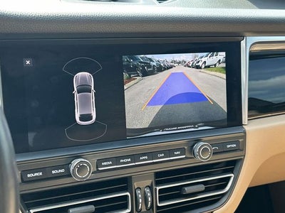 2021 Porsche Macan Base