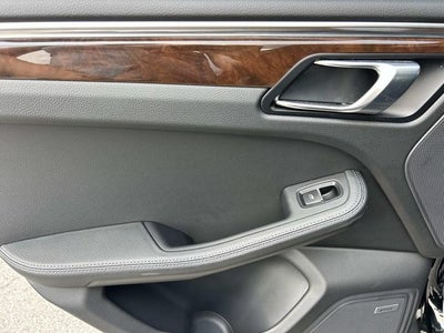 2021 Porsche Macan S