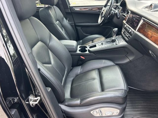 2021 Porsche Macan S