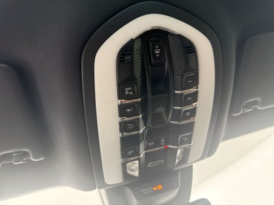 2019 Porsche Macan S