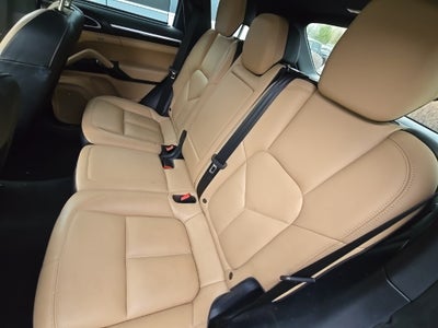 2018 Porsche Cayenne S Platinum Edition E-Hybrid