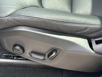 2024 Volvo XC90 B6 Plus Bright Theme